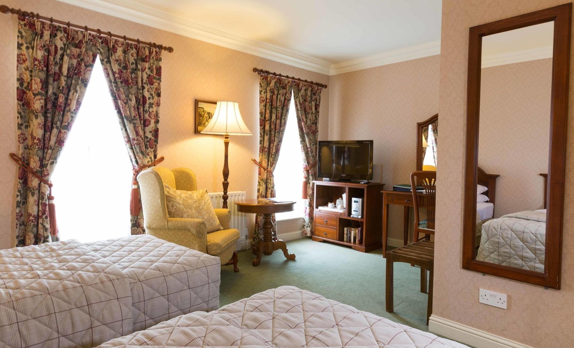 Sheedy'S Boutique Hotel Lisdoonvarna Exteriör bild