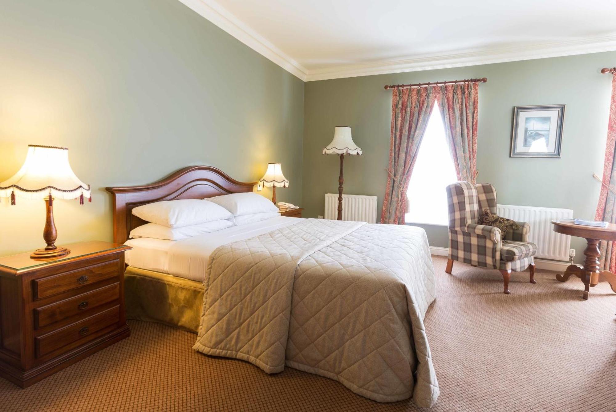 Sheedy'S Boutique Hotel Lisdoonvarna Rum bild