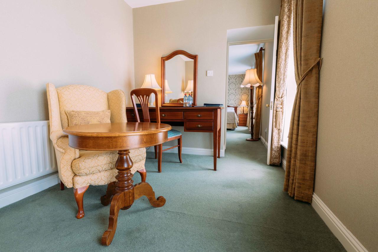 Sheedy'S Boutique Hotel Lisdoonvarna Exteriör bild