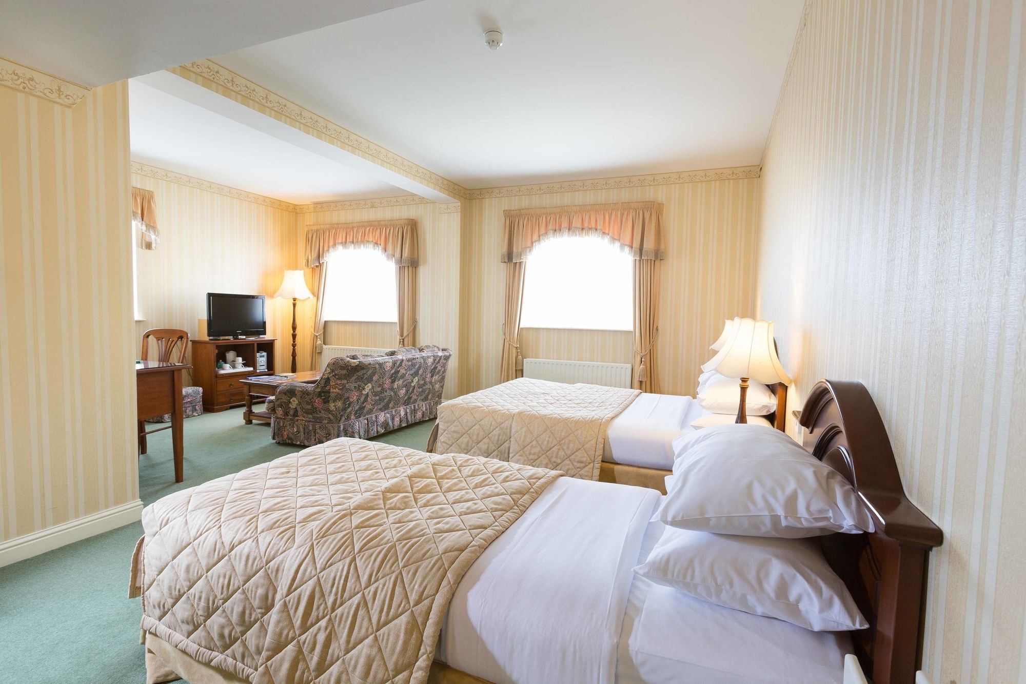 Sheedy'S Boutique Hotel Lisdoonvarna Exteriör bild