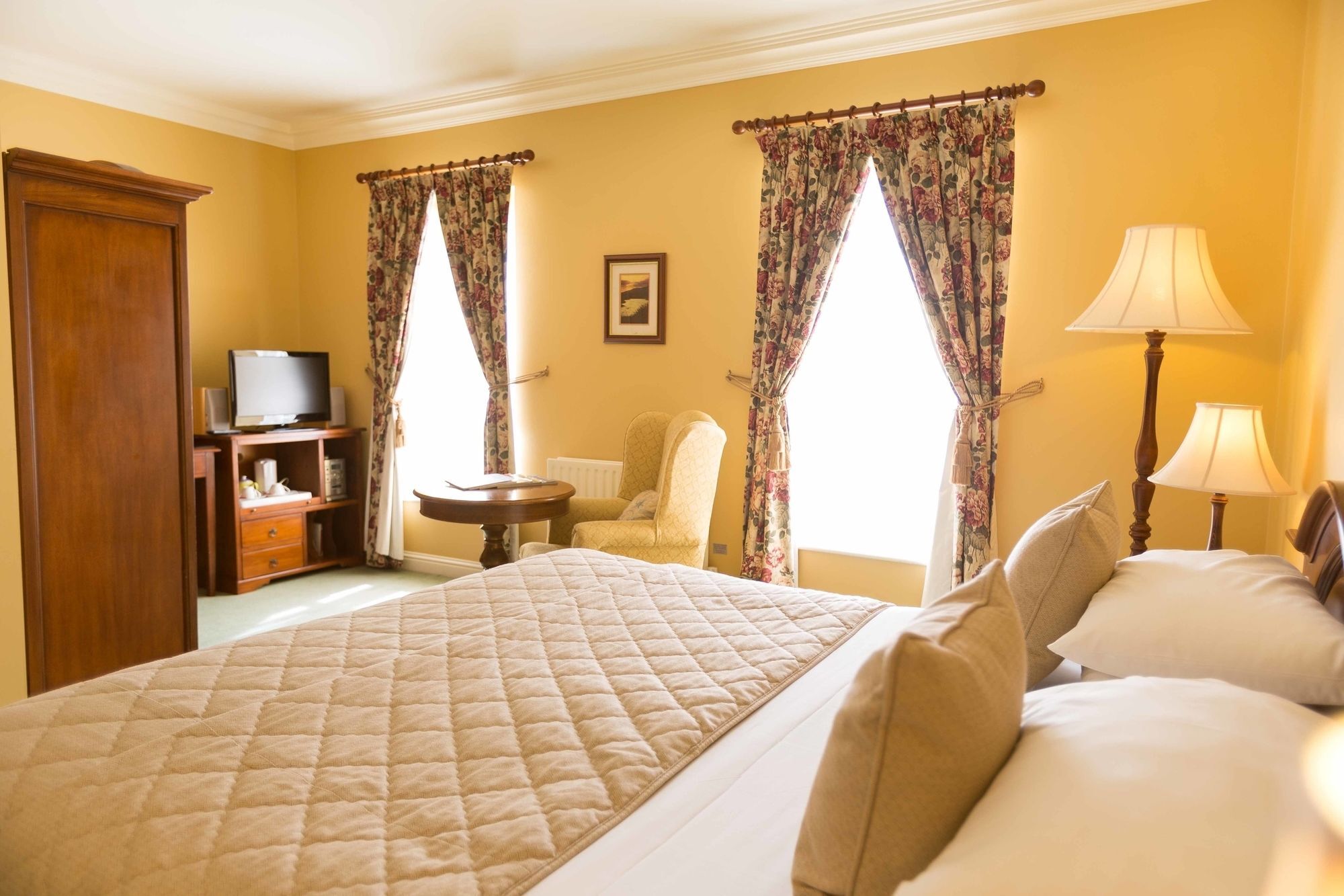 Sheedy'S Boutique Hotel Lisdoonvarna Exteriör bild