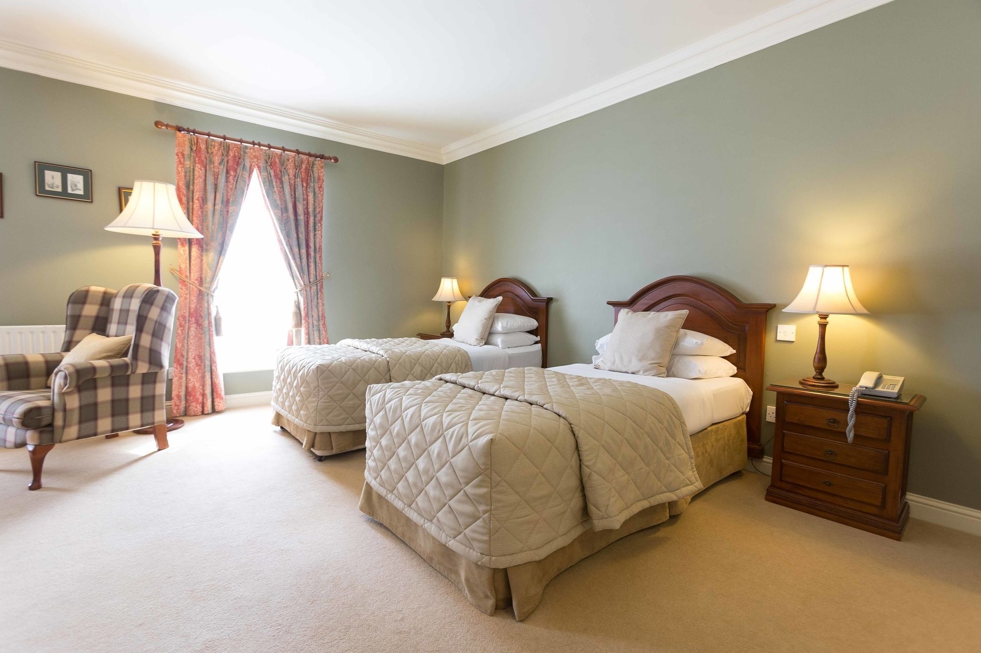 Sheedy'S Boutique Hotel Lisdoonvarna Exteriör bild
